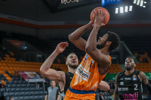 尼曼以非凡 尼曼以非凡