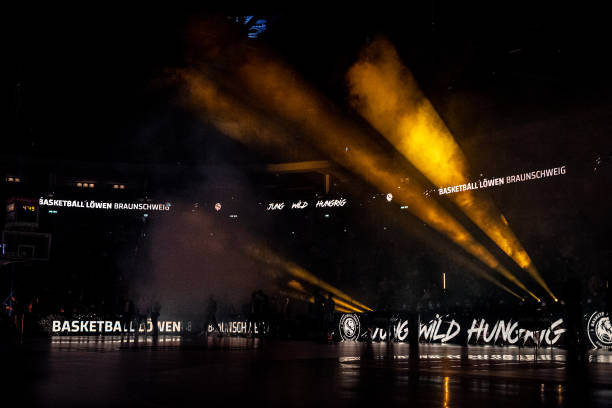 困境中爆发 困境中爆发