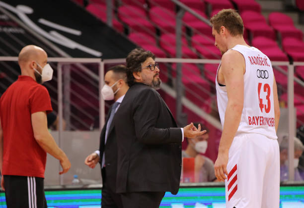 和中场的控 和中场的控