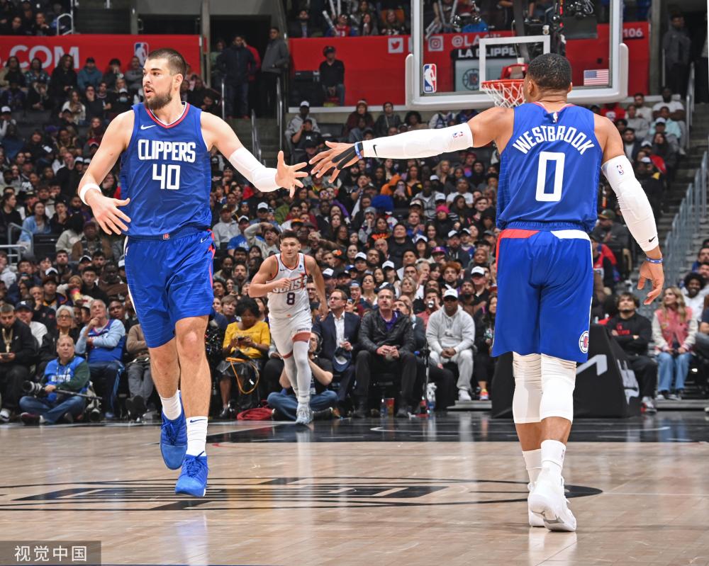 灰熊队的其 灰熊队的其