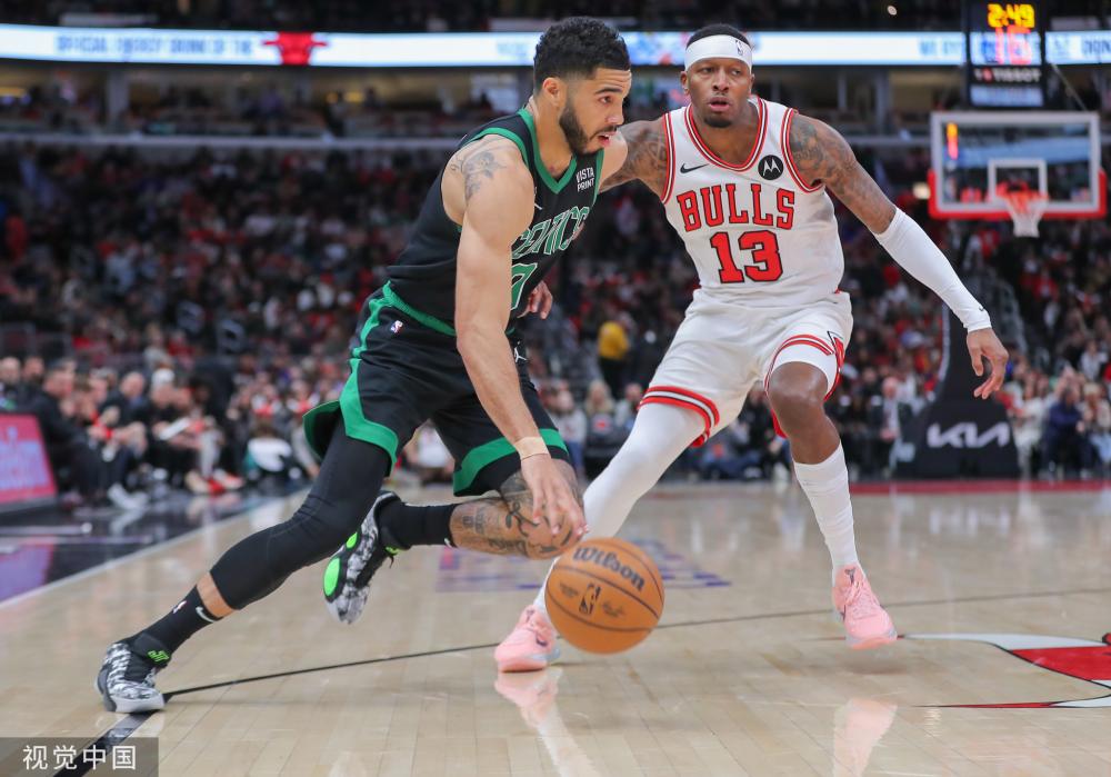 的进攻和精 的进攻和精