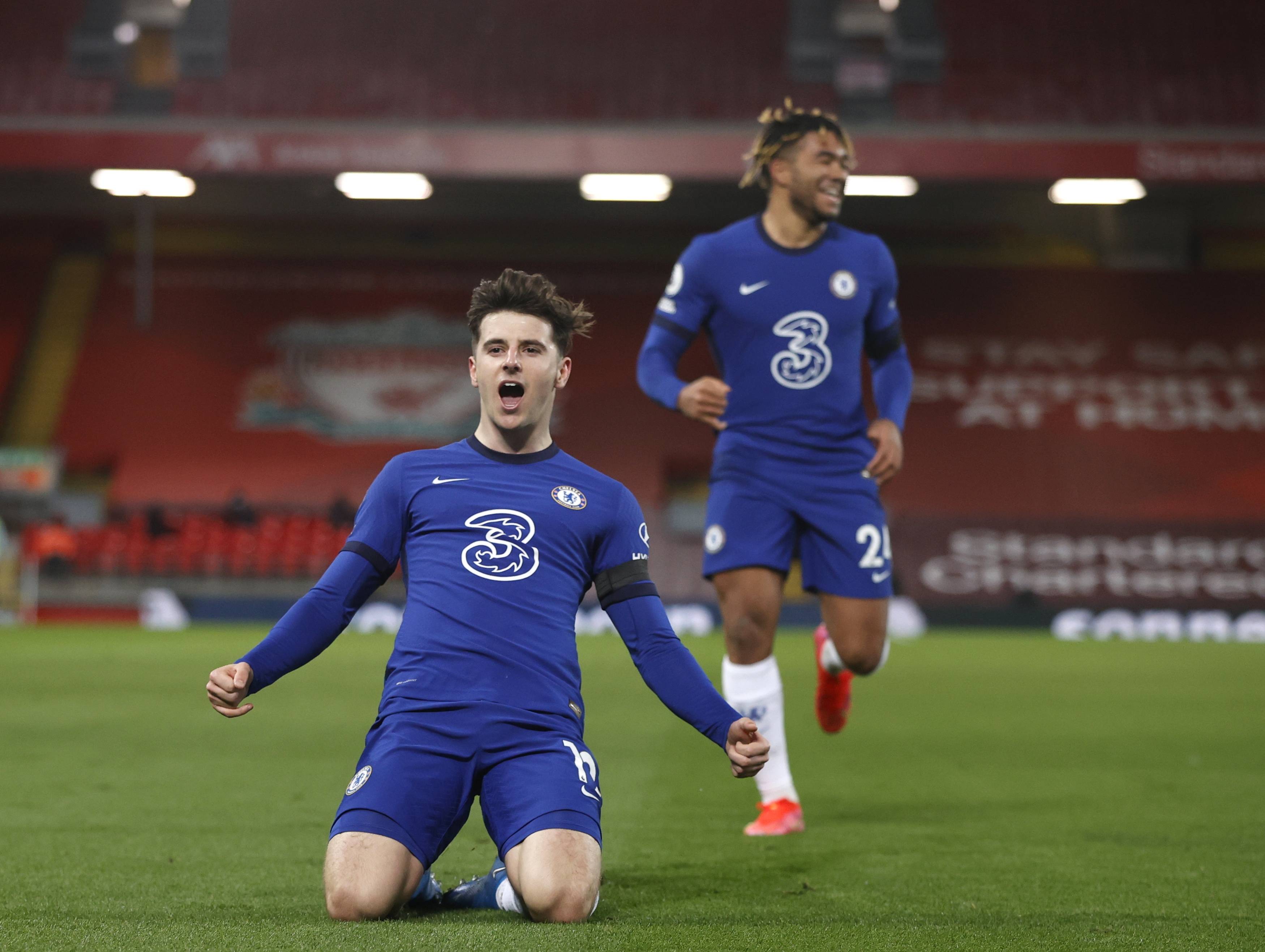 使得他即便 使得他即便